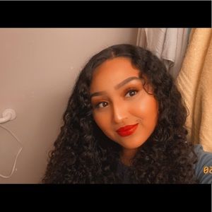 Meet your Posher, Fanny